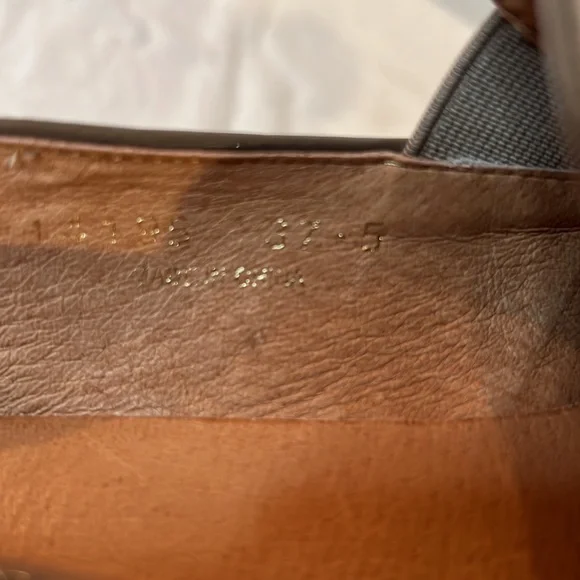 ALL BLACK BRAND, Taupe suede tassel shoes size 37.5. - Picture 7 of 7